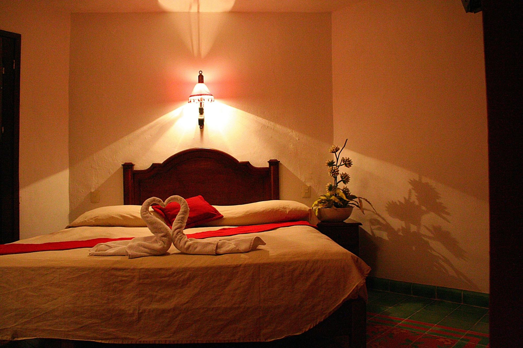 La Aurora Hotel Colonial Valladolid  Eksteriør bilde